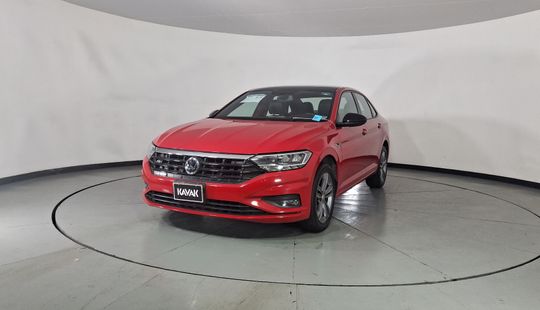 Volkswagen • Jetta