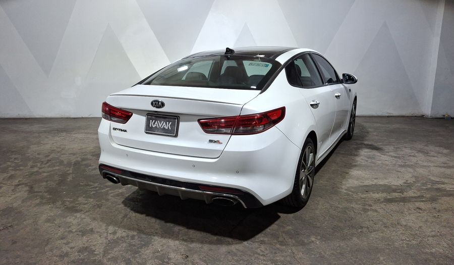 Kia Optima 2.0 TURBO GDI SXL AT Sedan 2016