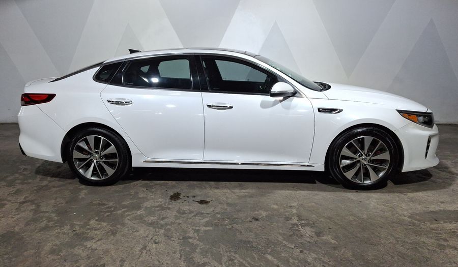 Kia Optima 2.0 TURBO GDI SXL AT Sedan 2016