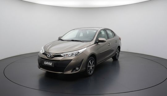 Toyota • Yaris