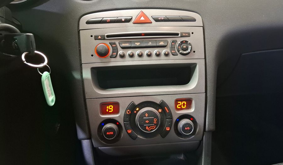 Peugeot 408 2.0 16V ALLURE+ Sedan 2011