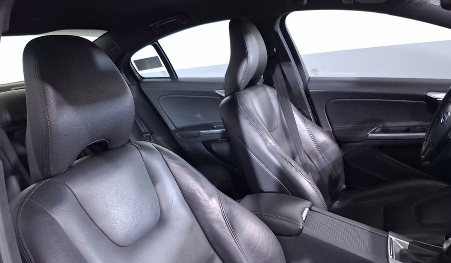 Volvo S60 2.0 ADDITION T4 AUTO Sedan 2018