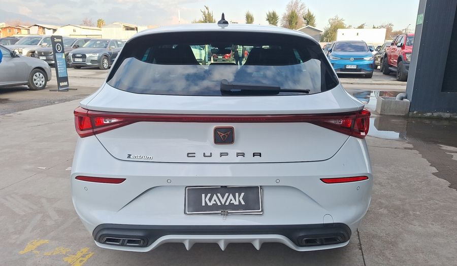 Cupra Leon 1.4T AUTO Hatchback 2024