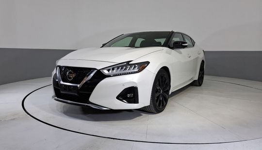 Nissan • Maxima