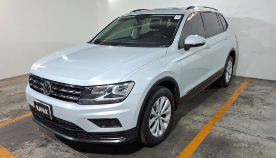 Volkswagen • Tiguan