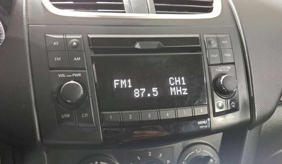 Suzuki Swift 1.4 GLS TA Hatchback 2012