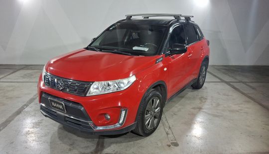 Suzuki • Vitara