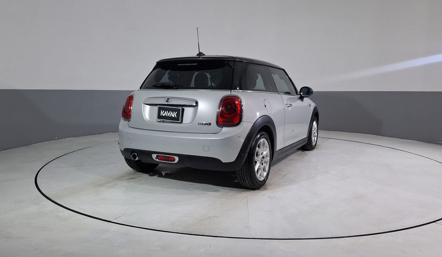 Mini Cooper 1.5 COOPER PEPPER AT Hatchback 2015