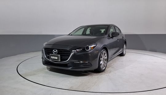 Mazda • Mazda 3