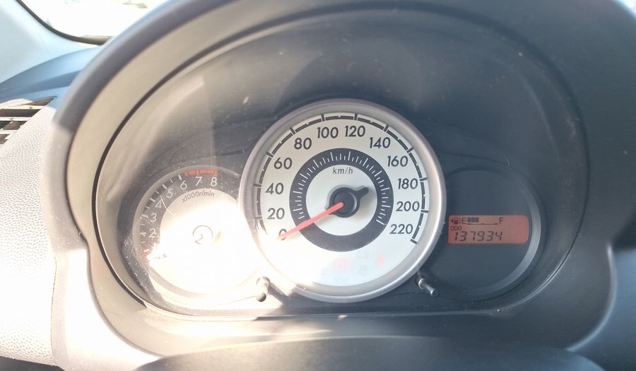 Mazda 2 1.5 V Sedan 2011