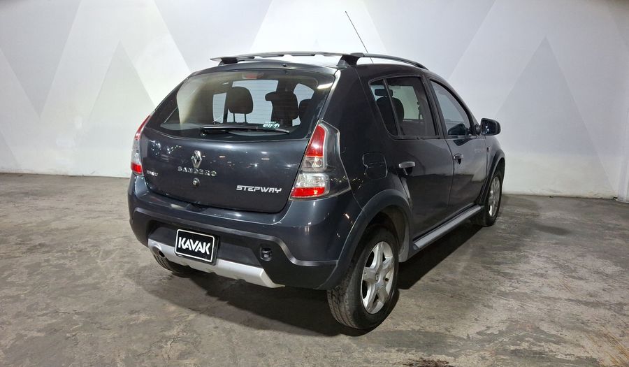 Renault Stepway 1.6 DYNAMIQUE MEDIA NAV MT Hatchback 2014