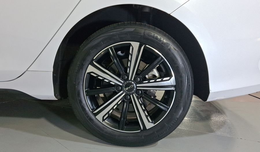 Byd King 1.5 PHEV DM-I 55KM AUTO Sedan 2025