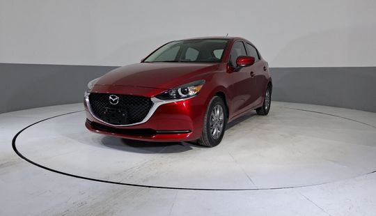 Mazda • Mazda 2