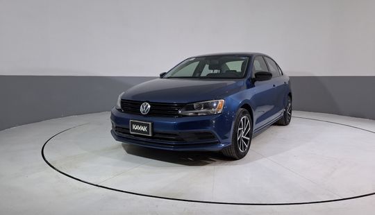 Volkswagen • Jetta