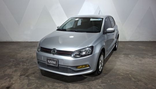 Volkswagen • Polo