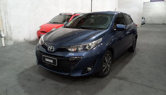 Toyota • Yaris