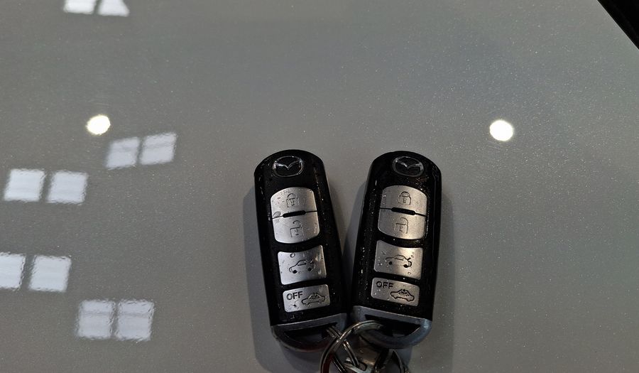 Mazda 3 2.0 AUTO SKYACTIV-G V SR Sedan 2019