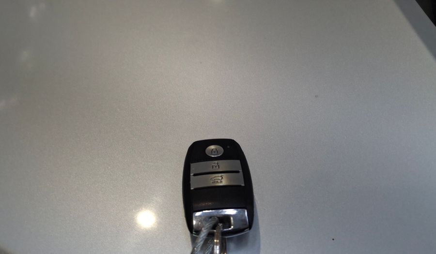 Kia Grand Carnival 3.3 GSL EX FULL AUTO Minivan 2017