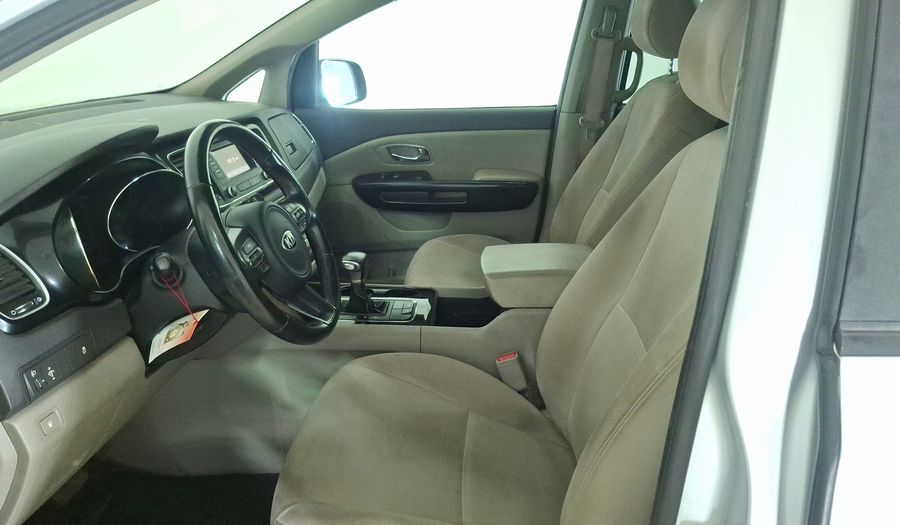 Kia Grand Carnival 3.3 GSL EX FULL AUTO Minivan 2017