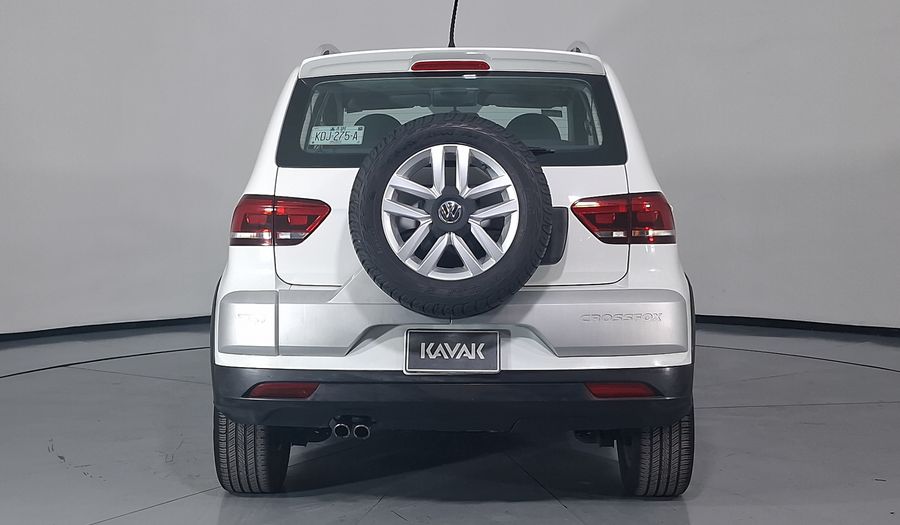 Volkswagen Crossfox 1.6 CROSSFOX QUEMACOCOS MT Hatchback 2016