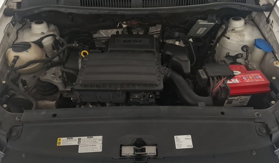 Volkswagen Crossfox 1.6 CROSSFOX QUEMACOCOS MT Hatchback 2016
