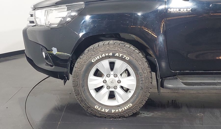 Toyota Hilux 2.7 CD SRV AUTO Pickup 2017