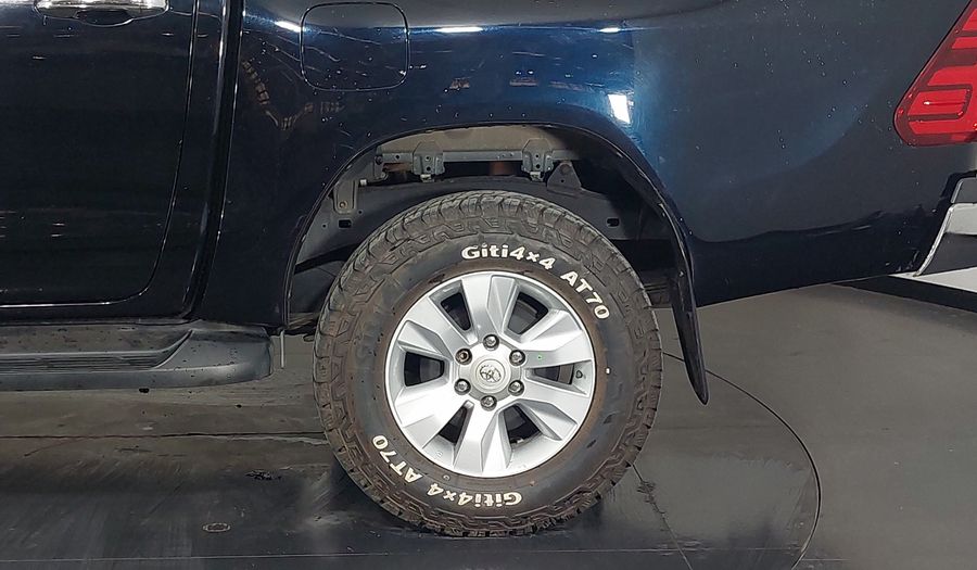 Toyota Hilux 2.7 CD SRV AUTO Pickup 2017