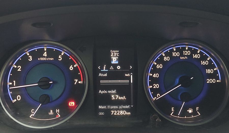 Toyota Hilux 2.7 CD SRV AUTO Pickup 2017