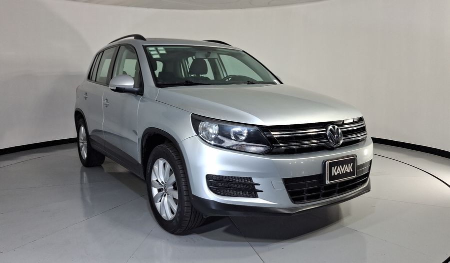 Volkswagen Tiguan 2.0 PAQUETE SPORT & STYLE Suv 2017