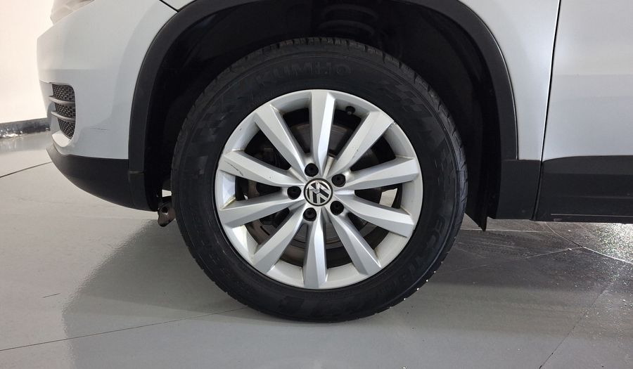 Volkswagen Tiguan 2.0 PAQUETE SPORT & STYLE Suv 2017
