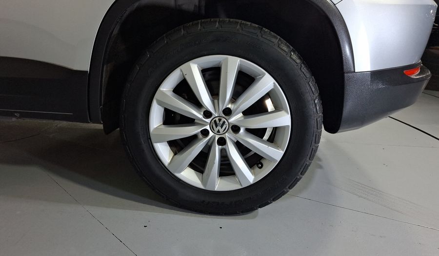 Volkswagen Tiguan 2.0 PAQUETE SPORT & STYLE Suv 2017
