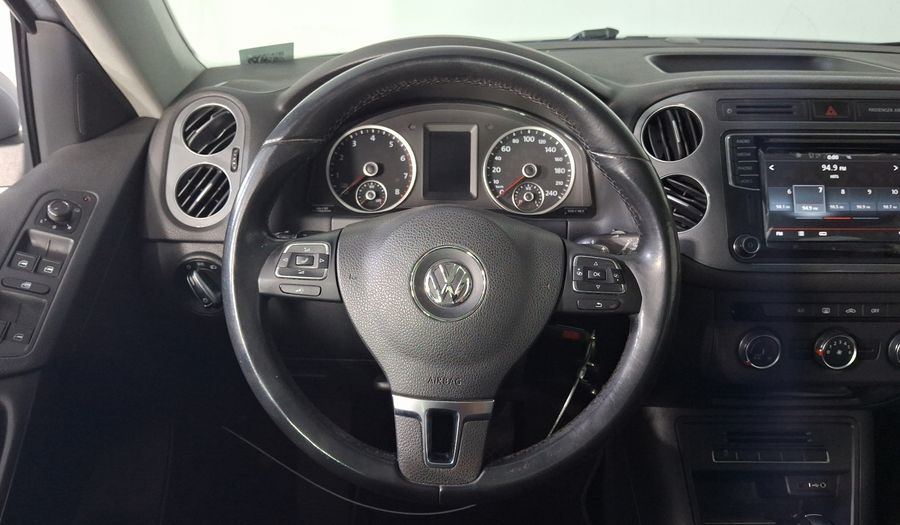 Volkswagen Tiguan 2.0 PAQUETE SPORT & STYLE Suv 2017