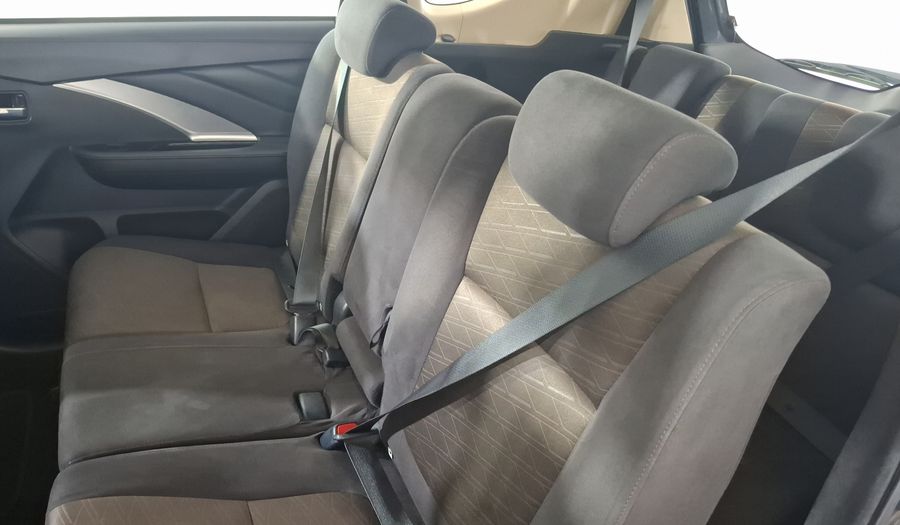 Mitsubishi Xpander 1.5 LIMITED AUTO Minivan 2023