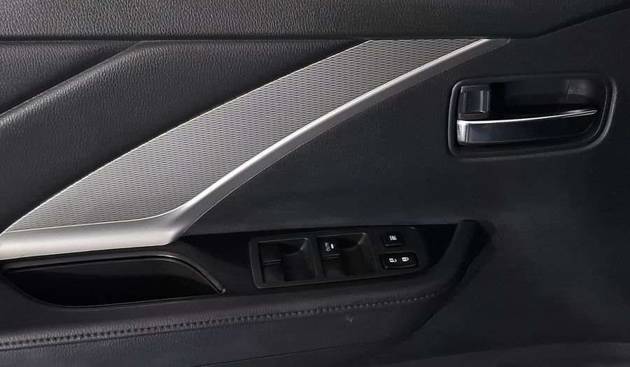 Mitsubishi Xpander 1.5 LIMITED AUTO Minivan 2023
