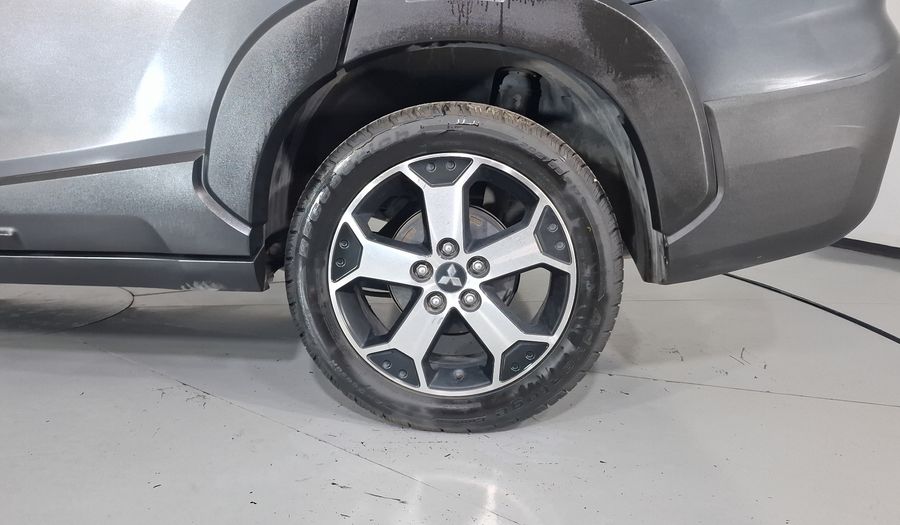 Mitsubishi Xpander 1.5 LIMITED AUTO Minivan 2023