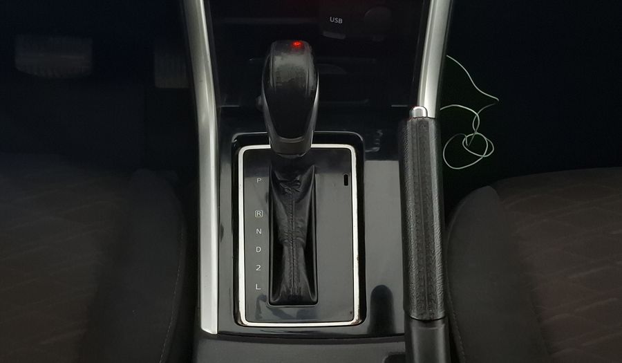 Mitsubishi Xpander 1.5 LIMITED AUTO Minivan 2023