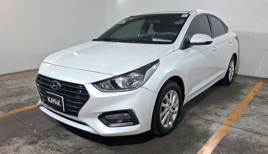 Hyundai • Accent