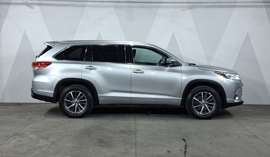Toyota Highlander 3.5 XLE Suv 2017