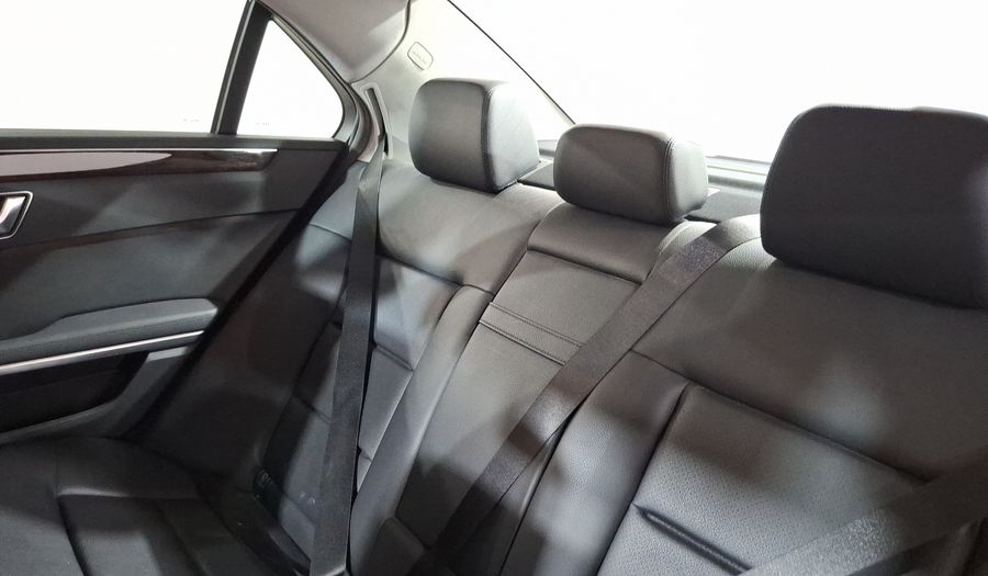 Mercedes Benz Clase E 1.8 200 CGI EXCLUSIVE AT Sedan 2013