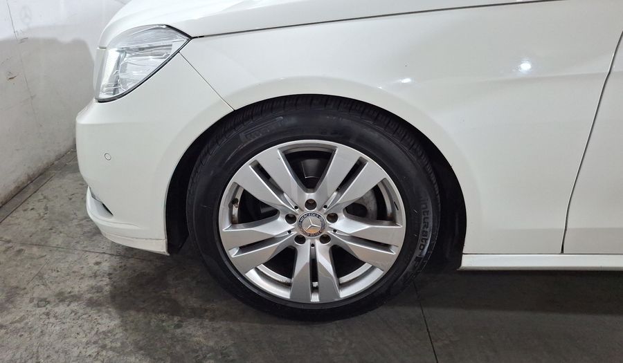 Mercedes Benz Clase E 1.8 200 CGI EXCLUSIVE AT Sedan 2013