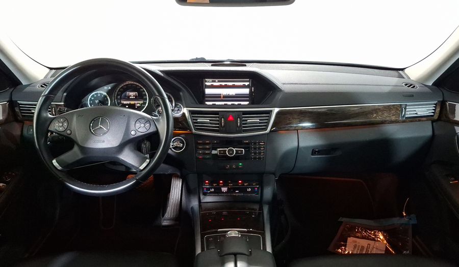 Mercedes Benz Clase E 1.8 200 CGI EXCLUSIVE AT Sedan 2013