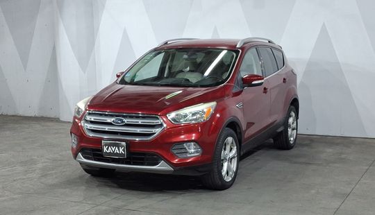 Ford • Escape