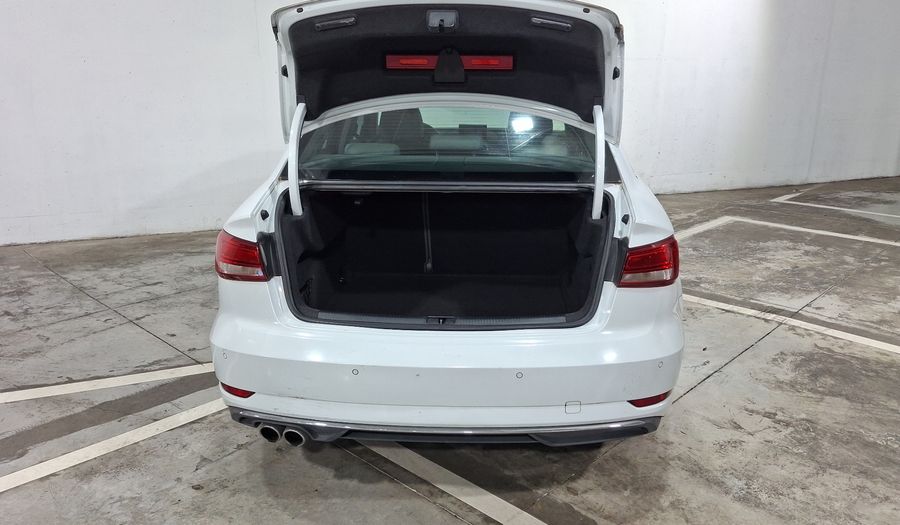Audi A3 1.4 TFSI SELECT Sedan 2017