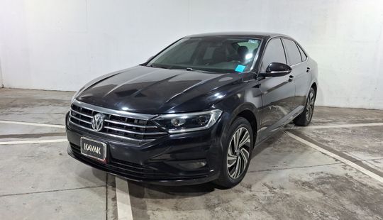 Volkswagen • Jetta