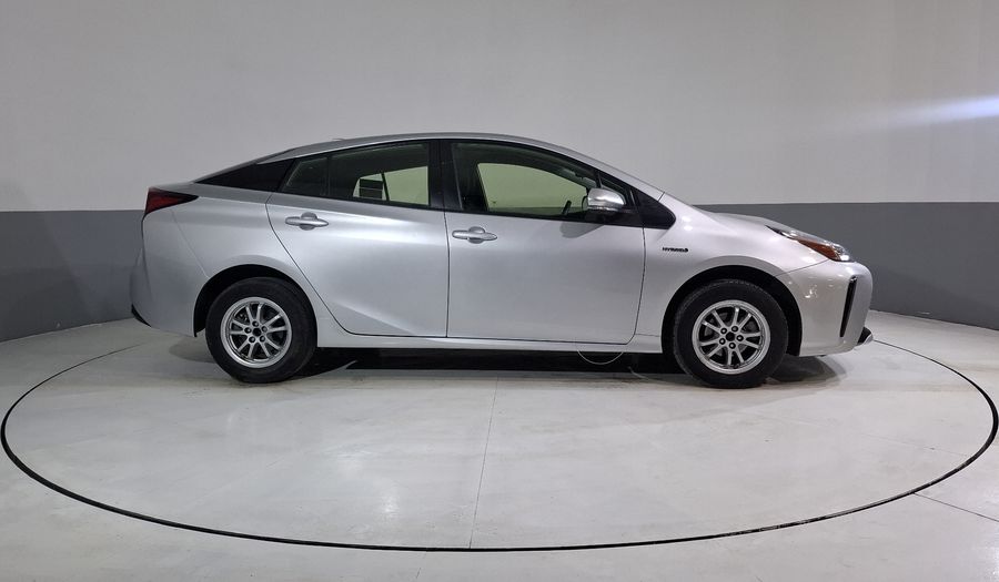 Toyota Prius 1.8 HEV BASE AUTO Hatchback 2021