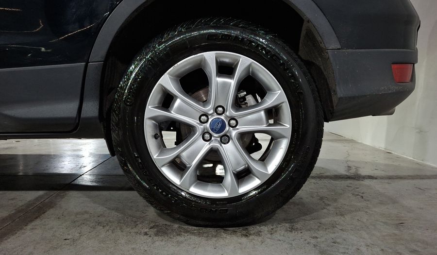 Ford Escape 2.0L TITANIUM ECOBOOST I4 AT Suv 2015