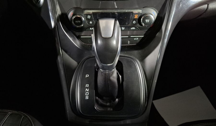 Ford Escape 2.0L TITANIUM ECOBOOST I4 AT Suv 2015