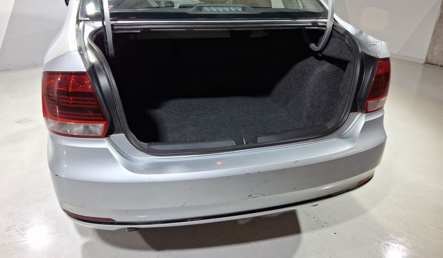 Volkswagen Vento 1.6 TIPTRONIC Sedan 2017
