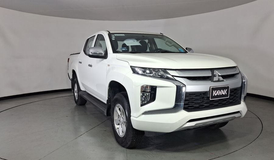 Mitsubishi L200 2.4 GLX GASOLINA Pickup 2023