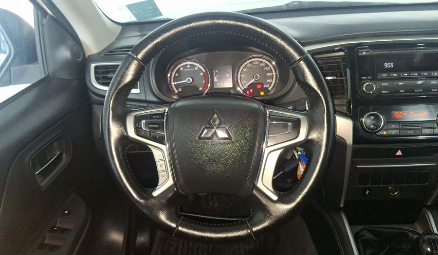 Mitsubishi L200 2.4 GLX GASOLINA Pickup 2023